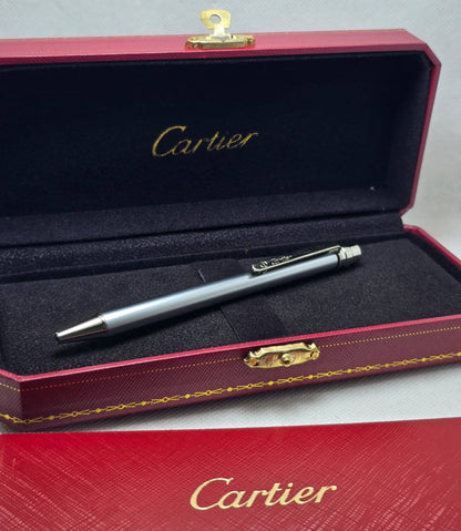 CARTIER PEN 🖊*
70 dhs❣️ WITH MASTER BOX*
40 dhs❣️ WITH NORMAL BOX*

Zain29
♥️♥️♥️