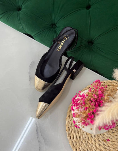 Chanel
Vip quality 
Size:36 to 41 
450 dhs💛

Zain113
♥️♥️