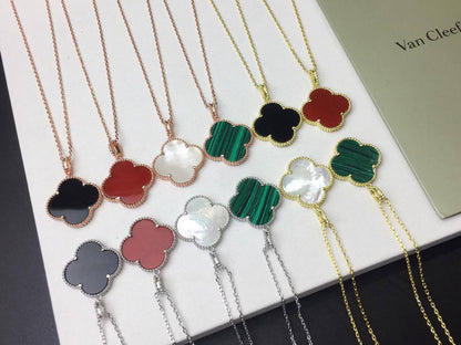Vca necklace 

70 dhs

Zain89
♥️♥️♥️