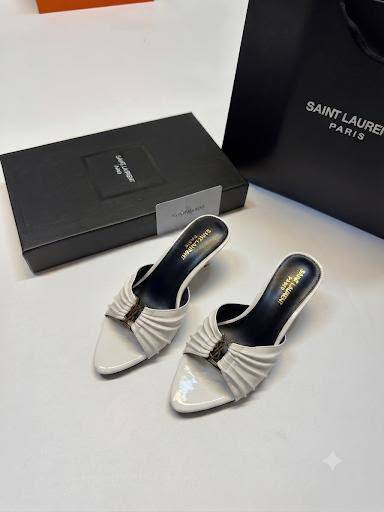 NEW CAME🥰
YSL
GOOD QUALITY✅
110 dhs🇦🇪🇦🇪
Size 36 TO 41

Zain40
♥️♥️♥️