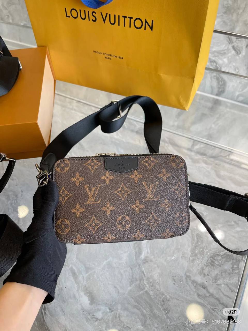 Unisex Bags
super master
230 dhs✅

Zain32
♥️♥️♥️