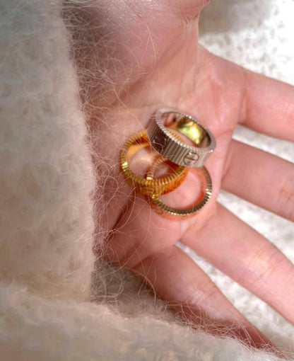 Cartier ring 💍* 
6,7,8,9

Master quality 
45 dhs🪙🌨️
normal box 📦

Zain48
♥️♥️♥️