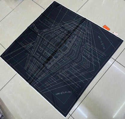 Silk square scarf 
40 dhs🪙💚

Zain93
♥️♥️♥️