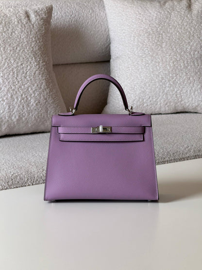 Hermes kelly 25cm💕master quality😍

with box❤️
🎁🎁🎁

380 dhs🪙🌨️

Zain52
♥️♥️♥️