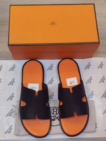 Hermes Slipper
For Men, New Arrived 
 Size 40 To 45
105 dhs🇦🇪

Zain16
Zain120
♥️♥️♥️