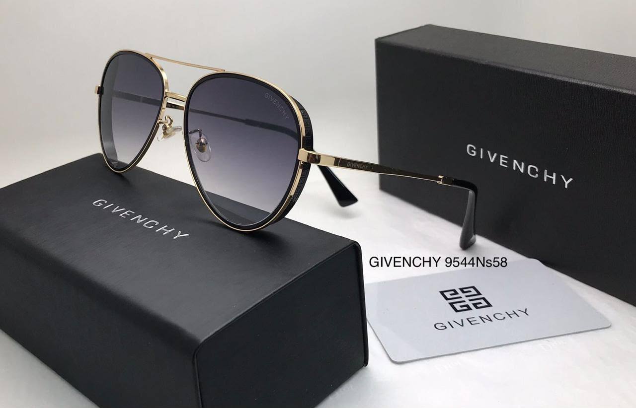 Givenchy
70 dhs🇦🇪🇦🇪

Zain126
♥️♥️♥️