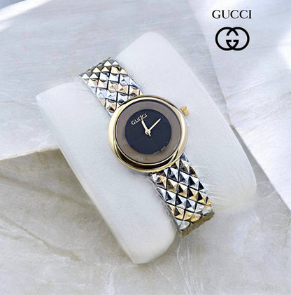 Gucci
55 dhs🇦🇪🇦🇪

Zain29
♥️♥️♥️