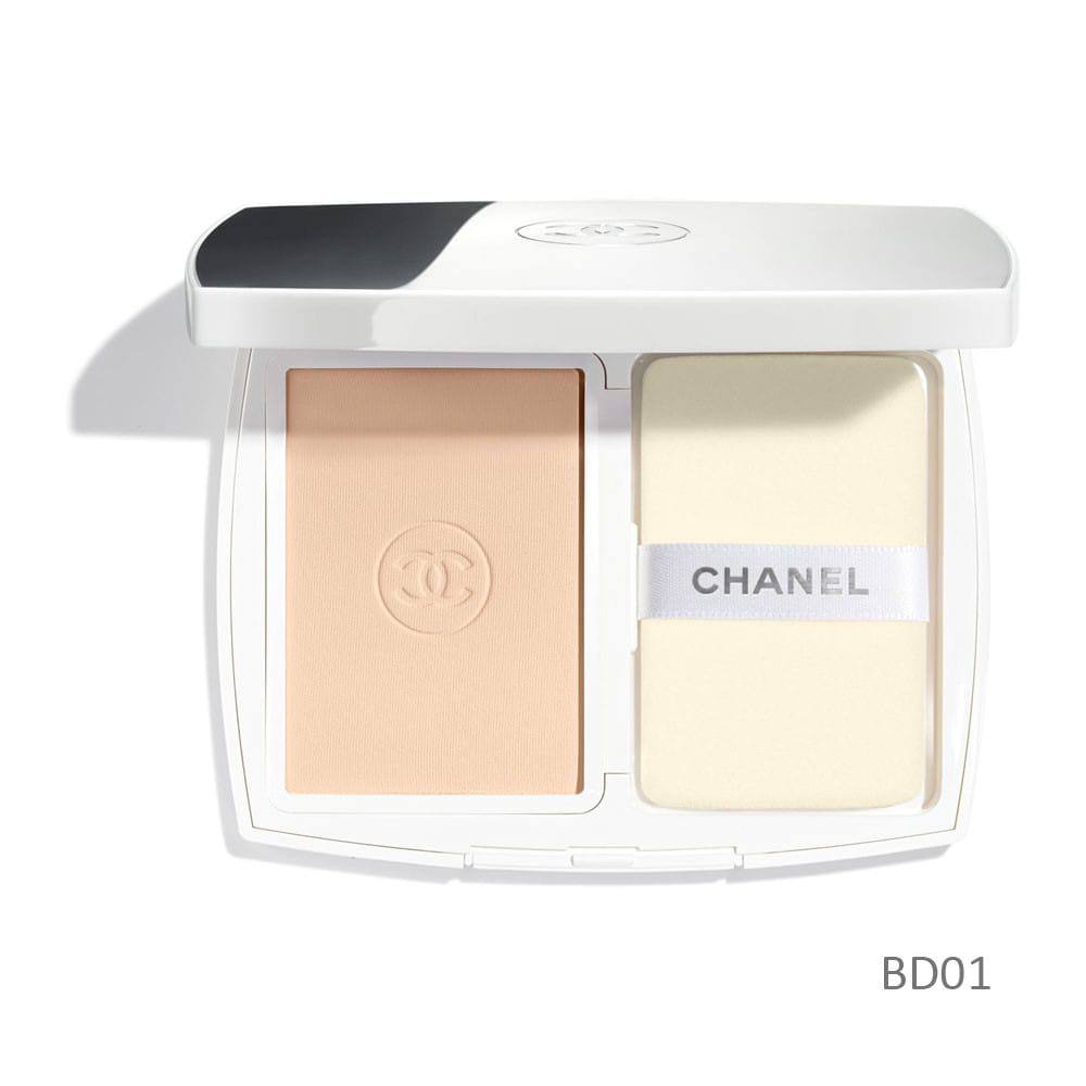 CHANEL

 COMPACT POWDER 
65 dhs🇦🇪🇦🇪

Zain01
♥️♥️♥️