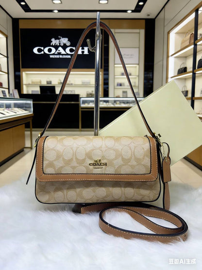 Coach

90 dhs🌺

with box.
🎁🎁🎁

Zain38
♥️♥️♥️
