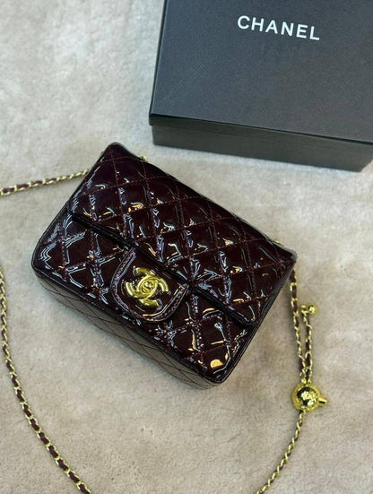 CHANEL 🆕
GOOD QUALITY 💯
95 dhs🪙🌨️
WITH BOX 📦 

Zain28
♥️♥️♥️
