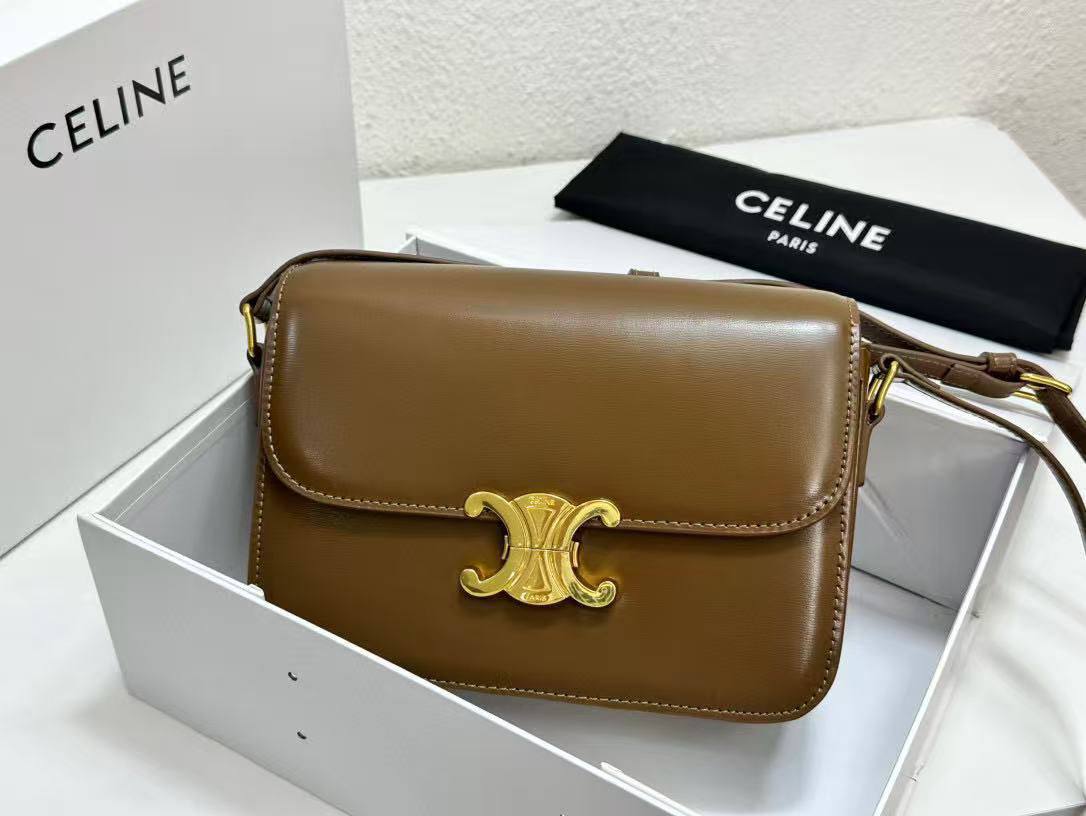CELINE 
Master
280 dhs🗽
#23cm❤️🥳

Zain228
♥️♥️♥️