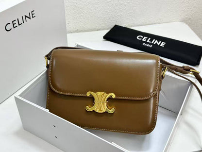 CELINE 
Master
280 dhs🗽
#23cm❤️🥳

Zain228
♥️♥️♥️