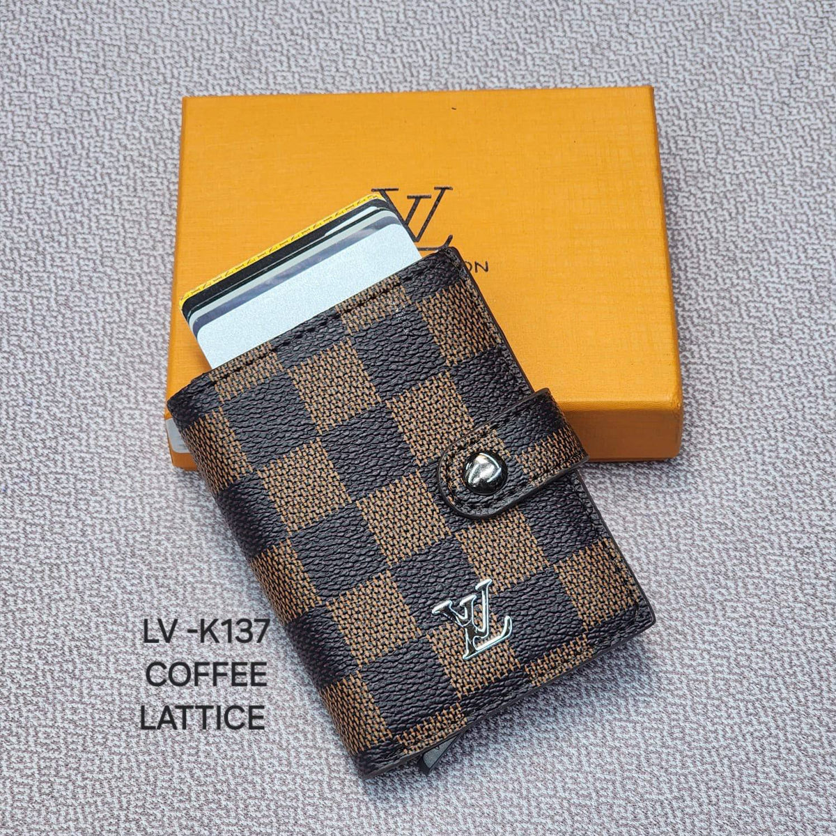 Wallets

Good quality 
70 dhs🇦🇪🇦🇪

Zain182
♥️♥️♥️
