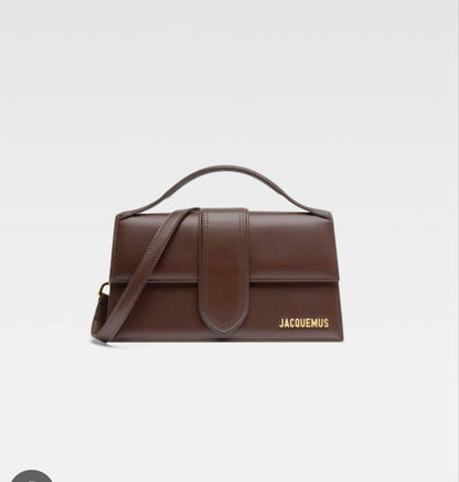 Jacquemus

110 dhs🪙🌨️

Zain143
♥️♥️♥️