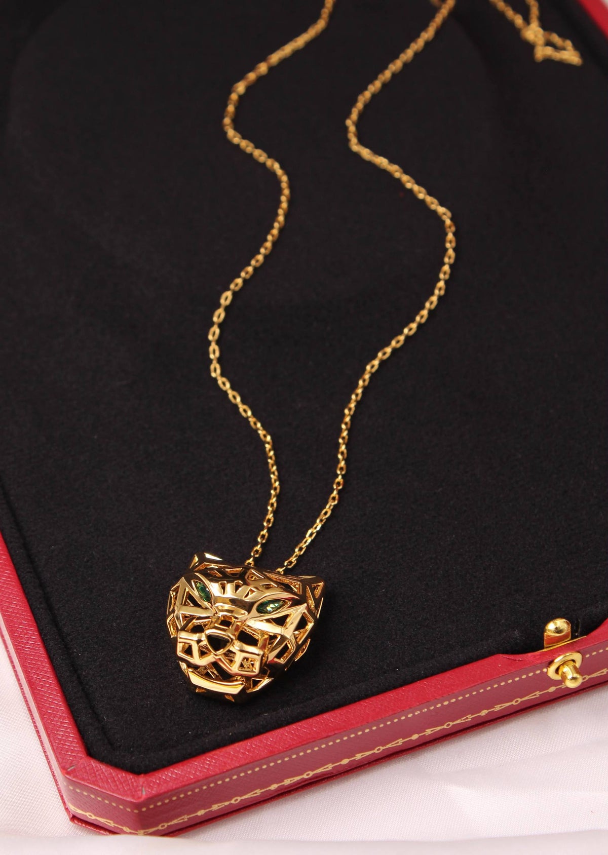 Cartier
PANTHERE DE CARTIER NECKLACE 
Super Master Quality 

For Price 👇 WhatsApp✅
0568585901 
0507557372
0552275751 Owner Zain 👌

Zain106
♥️♥️♥️