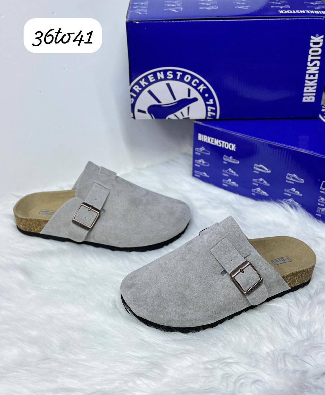 Birkenstock
𝐇𝐢𝐠𝐡 𝐪𝐮𝐚𝐥𝐢𝐭𝐲 💯 
105 dhs✅


Zain86
♥️♥️♥️