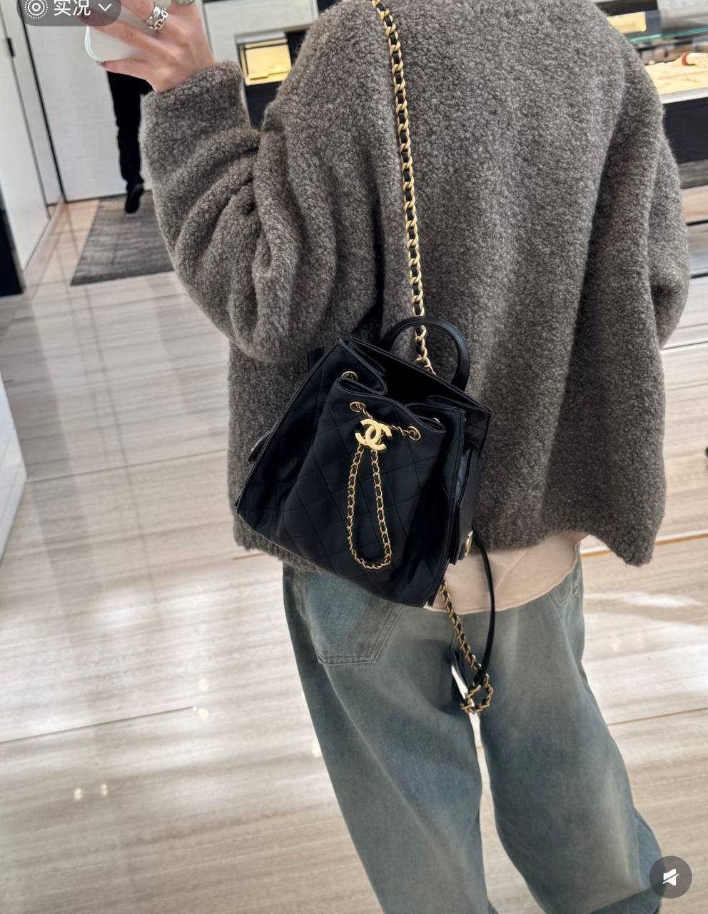 CHANEL BACKPACK 
COPY ONE NEW CAME 
180 dhs🪙🌨️

Zain39
♥️♥️♥️