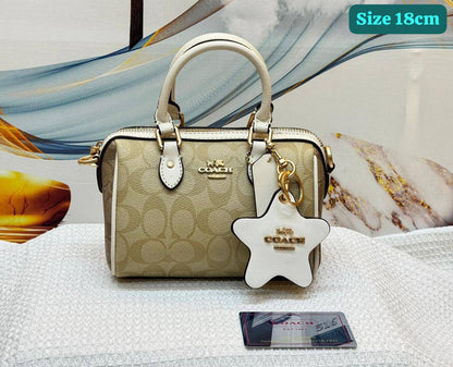 Coach
Good quality 
with box 
100 dhs💛

Zain186
♥️♥️♥️