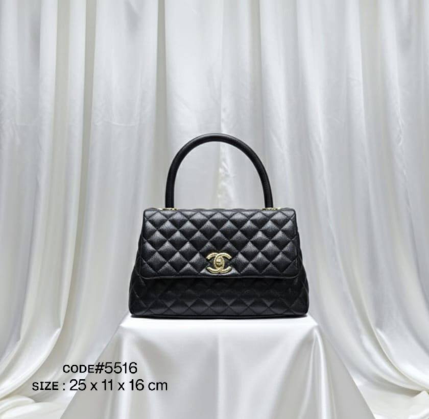 CHANEL  COCO
ᴛᴏᴘ ʜᴀɴᴅʟᴇ ʙᴀɢ
ᴄᴀᴠɪᴀʀ ʟᴇᴀᴛʜᴇʀ ᴍᴀᴛᴇʀɪᴀʟ
ɢᴏʟᴅ ᴄʜᴀɪɴ ʟᴇᴀᴛʜᴇʀ sᴛʀᴀᴘ
sɪᴢᴇ: 25 cm

ᴡɪᴛʜ BOX
🎁🎁🎁

90 dhs🌺

Zain56
♥️♥️♥️