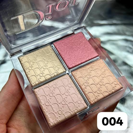DIOR 4in1 highlighter
35 dhs🌺

Zain01
♥️♥️♥️