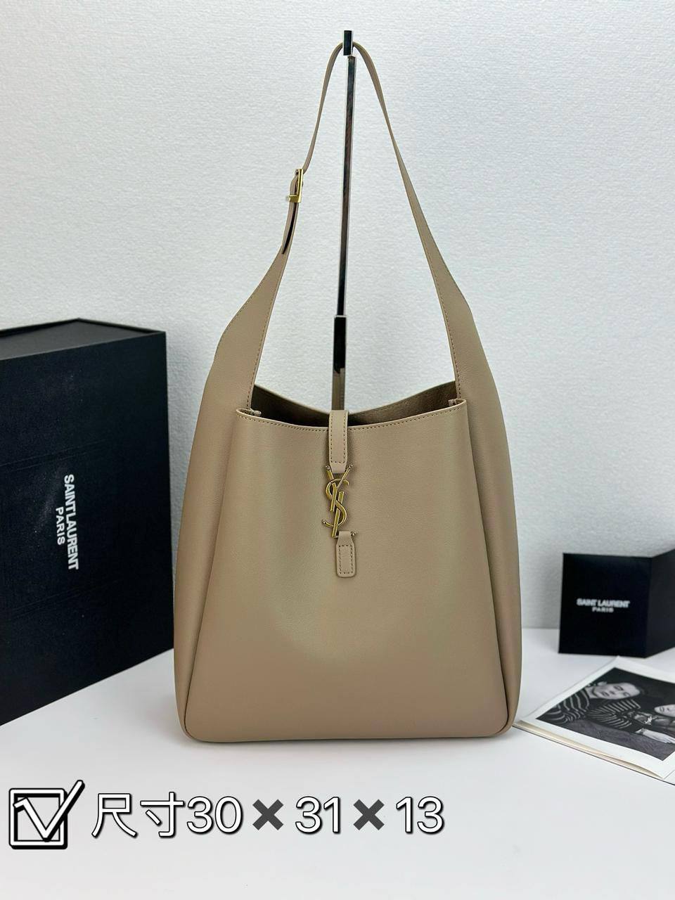 YSL 
Master
30cm🫶🏼
320 dhs👑

Zain228
♥️♥️♥️