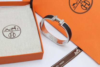 Hermes Bracelet

Super Master
110 dhs🇦🇪🇦🇪


Zain33
♥️♥️♥️