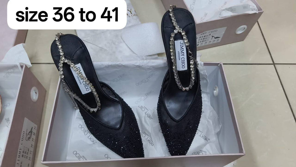 jimmy choo

Size 36 to 41

120 dhs🇦🇪🇦🇪

Zain103
♥️♥️♥️