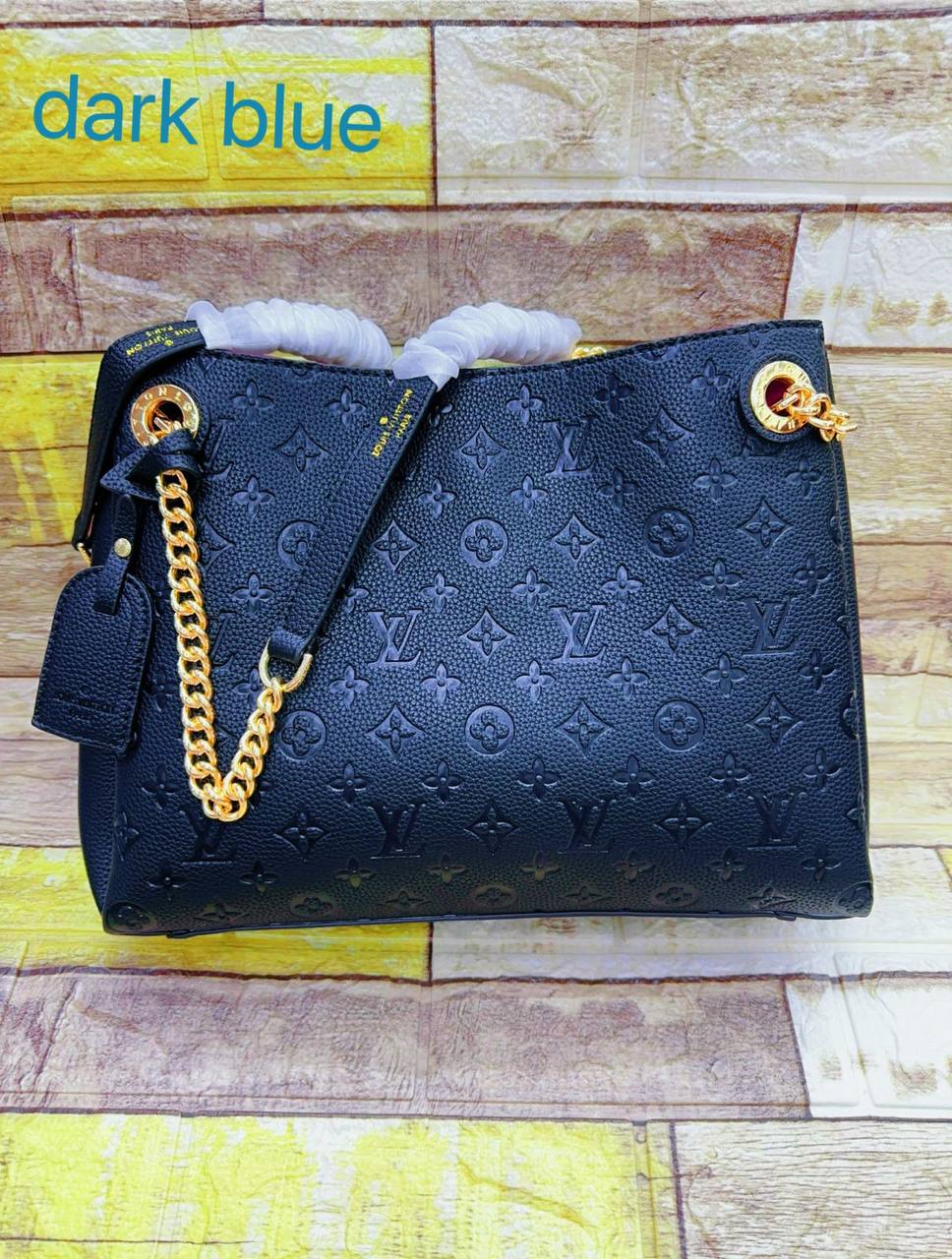LV
110 dhs🇦🇪

Zain38
♥️♥️♥️