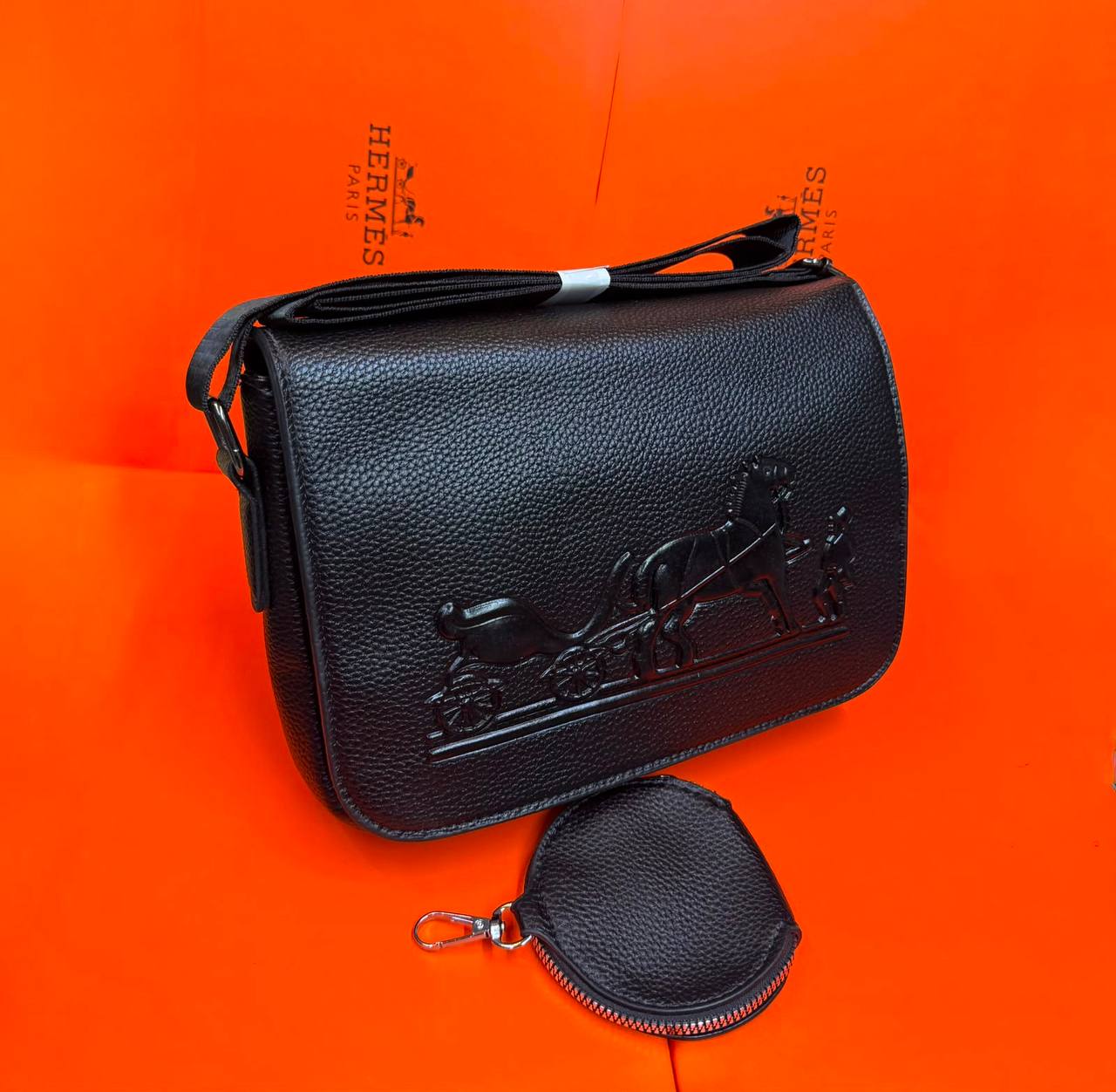 Mens Bags 
70 dhs🇦🇪🇦🇪

Zain93
♥️♥️♥️