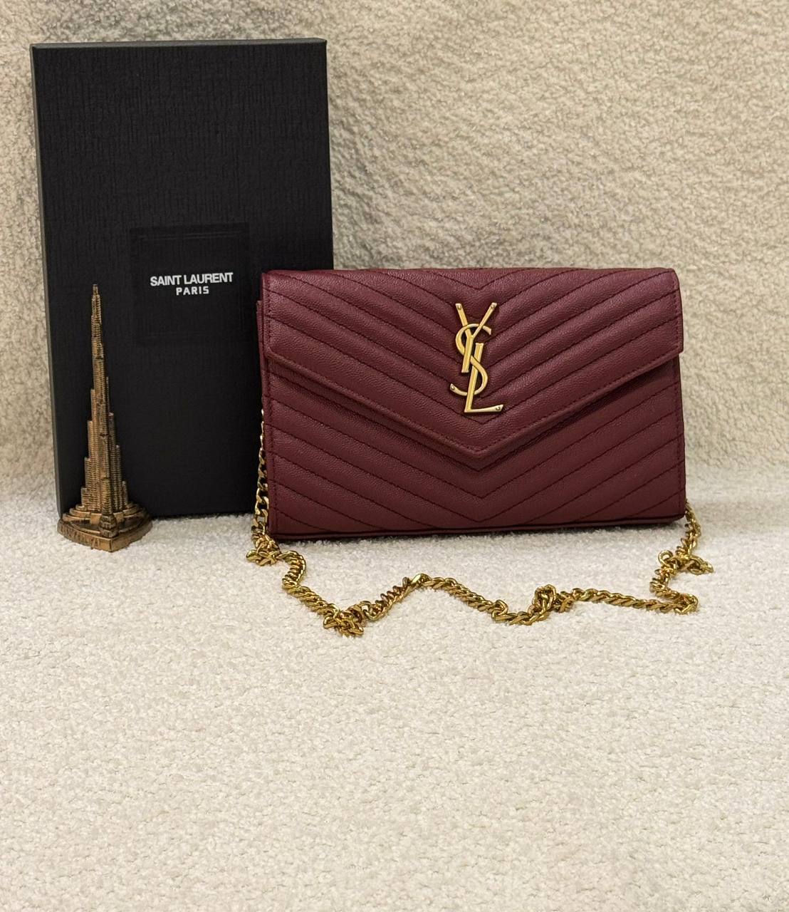 YSL 
Master
23CM 

WITH BOX
🎁🎁🎁

230 dhs✅

Zain131
♥️♥️♥️
