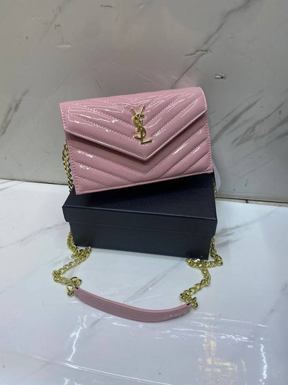 YSL

withbox 
🎁🎁🎁

85 dhs🪙🌺

Zain143