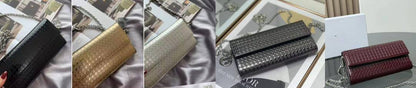 Dior

with box
🎁🎁🎁

95 dhs❣️

Zain35
♥️♥️♥️