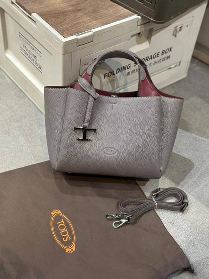 TODS
110 dhs❤️

Zain143
♥️♥️♥️