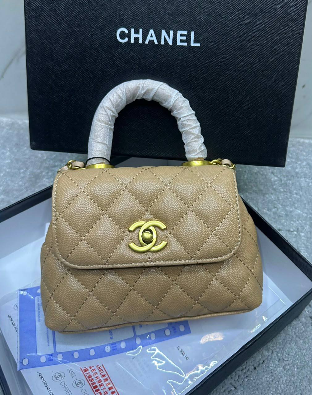 Chanel

Withbox

100 dhs🇦🇪🇦🇪

Zain143
♥️♥️♥️