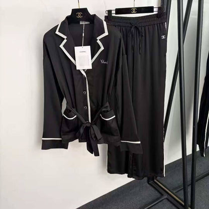 *New collections*                                                
CHANEL
*Super Master quality*
*Sizes: M L XL* 
450 dhs🇦🇪🇦🇪

Zain308
♥️♥️♥️
