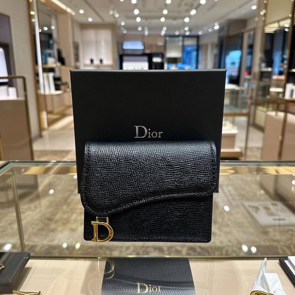 *women WALLET*

*MASTER QUALITY*

140 dhs❣️

Zain202
♥️♥️♥️