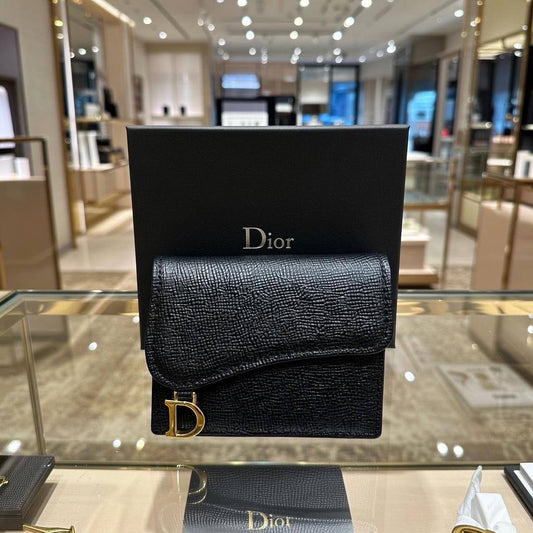 *women WALLET*

*MASTER QUALITY*

140 dhs❣️

Zain202
♥️♥️♥️