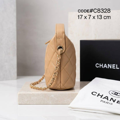 CHANEL ᴍɪɴɪ ʜᴏʙᴏ
ᴄᴀᴠɪᴀʀ ʟᴇᴀᴛʜᴇʀ ᴍᴀᴛᴇʀɪᴀʟ
ᴅᴇᴛᴀᴄʜᴀʙʟᴇ ᴛᴏᴘ ʜᴀɴᴅʟᴇ
ᴡɪᴛʜ ʟᴏɴɢ ᴄʜᴀɪɴ sᴛʀᴀᴘ
sɪᴢᴇ : 17 cm
ᴡɪᴛʜ BOX
🎁🎁🎁

90 dhs✅

Zain31
♥️♥️♥️