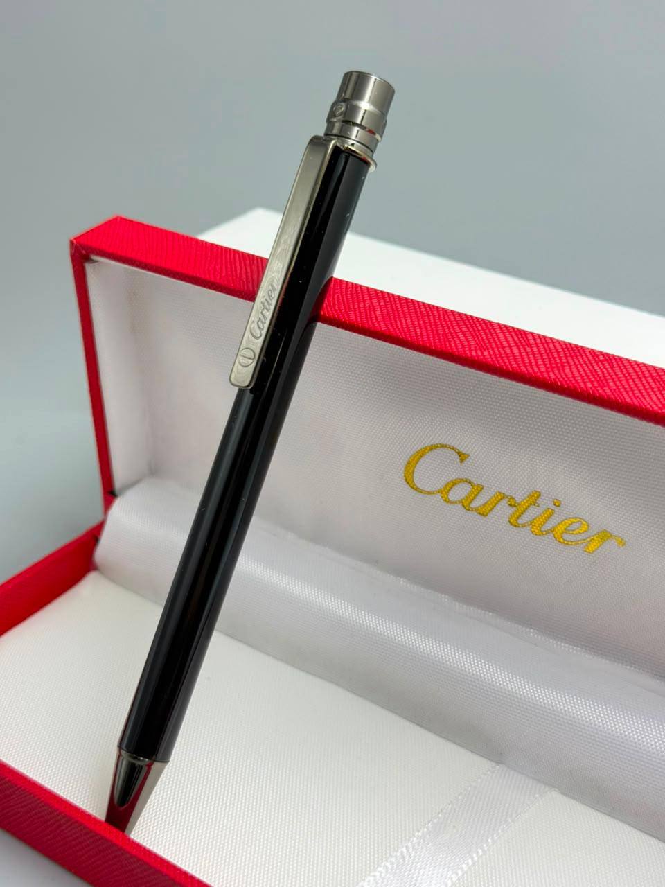CARTIER PEN 🖊
*60 dhs✅ WITH MASTER BOX*
*40 dhs✅ WITH NORMAL BOX*

Zain29
♥️♥️♥️