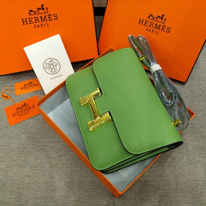 Hermes

110 dhs💓

with box
🎁🎁🎁

Zain235
♥️♥️♥️