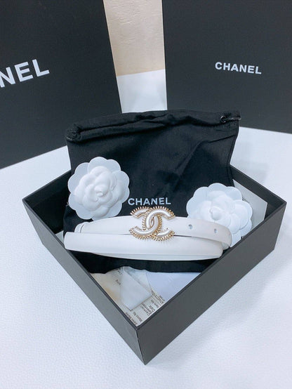 Chanel

Available again

280 dhs🇦🇪🇦🇪

Zain164
♥️♥️♥️