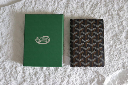 Passport Cover 

Master Quality
105 dhs🇦🇪🇦🇪

Zain33
♥️♥️♥️