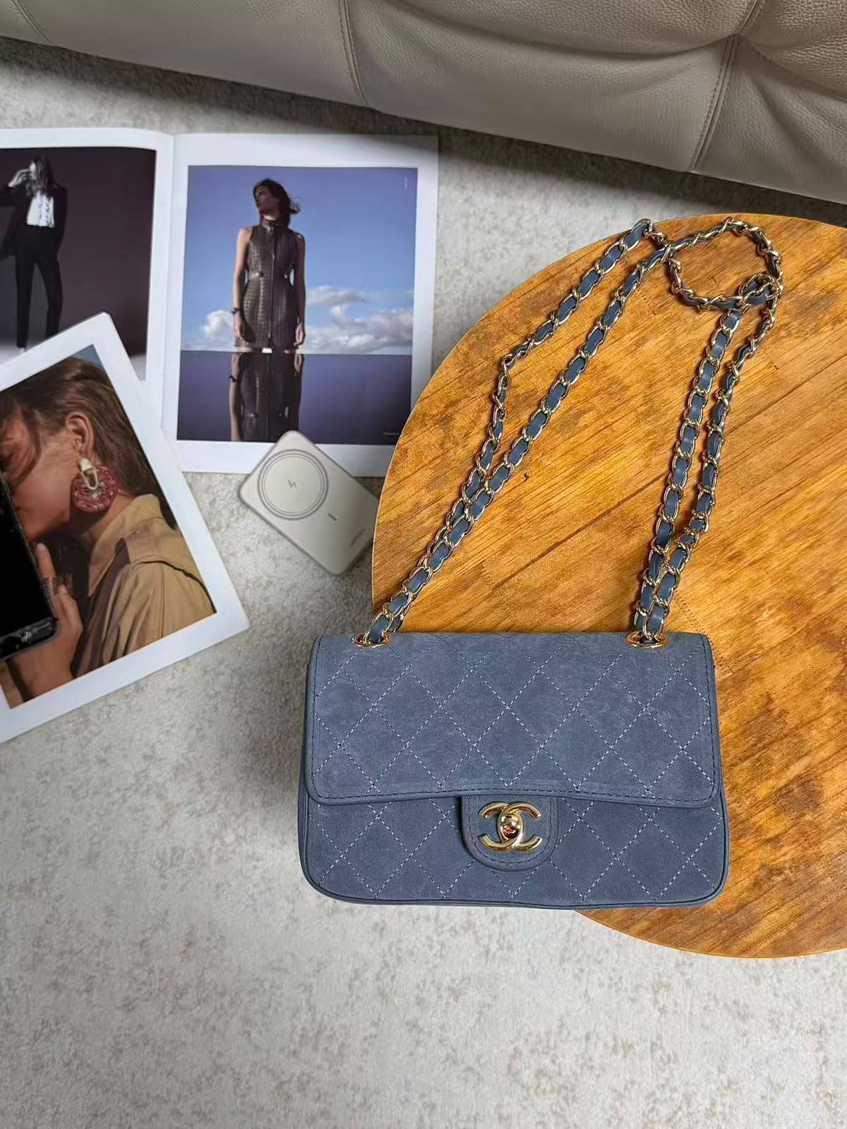 Chanel

23cm
340 dhs🇦🇪🇦🇪

Zain297
♥️♥️♥️