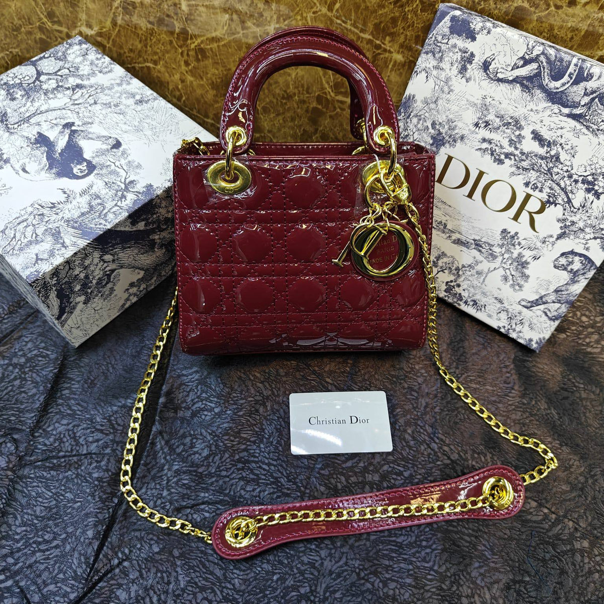 Dior 

Withbox

115 dhs🇦🇪🇦🇪

Zain325
♥️♥️♥️