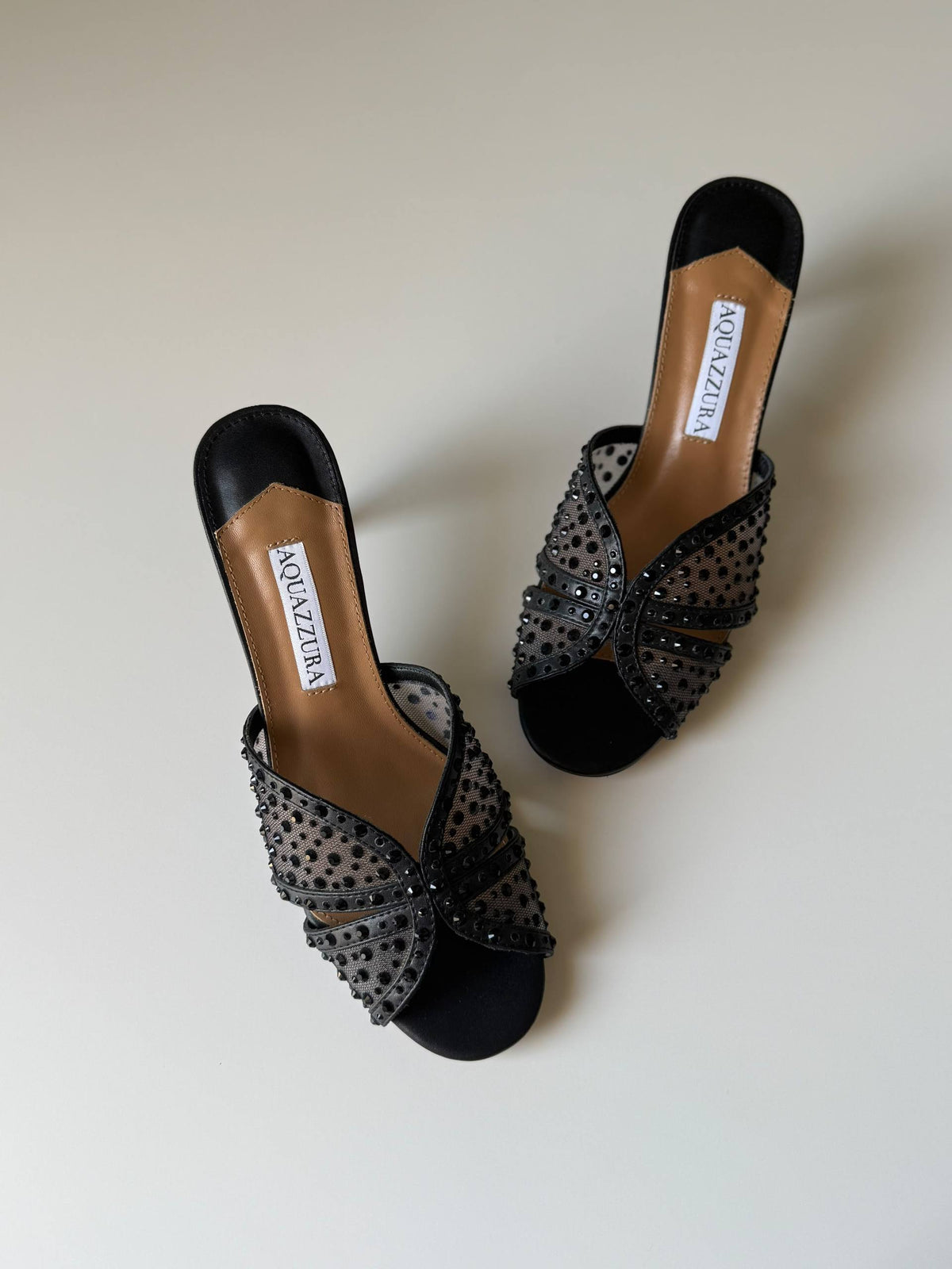 AQUAZZURA 

36 to 41
430 dhs🇦🇪🇦🇪

Zain288
♥️♥️♥️