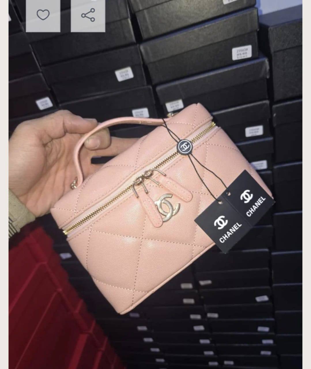 Chanel

withbox 
🎁🎁🎁

95 dhs✅

Zain143
♥️♥️♥️