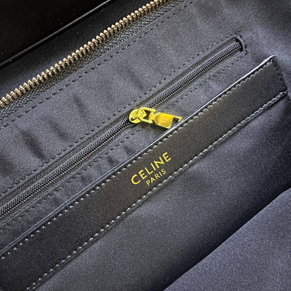 CELINE 

HIGH QUALITY 

NEW CAME 
125 dhs🇦🇪🇦🇪

Zain295
♥️♥️♥️