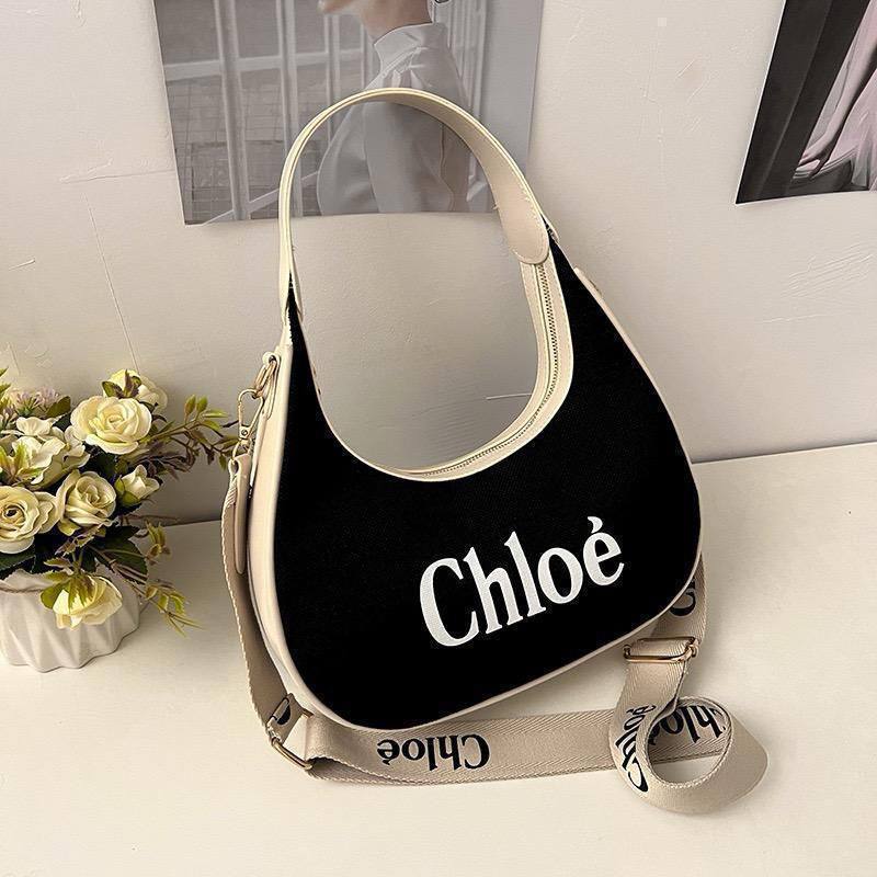 Chloe
28*15*9cm
60 dhs🪙🌨️

Zain17
♥️♥️♥️