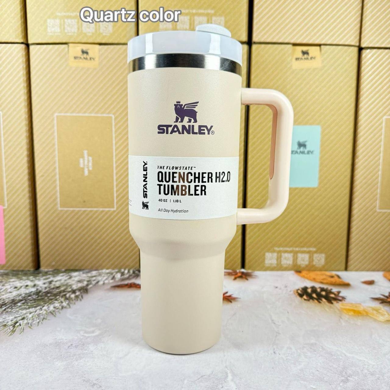 Stanley Coffee vacuum Cup 
Normal Quality 
Size ： 27 * 10 cm
60 dhs🪙💚
with box 🎁

Zain115
♥️♥️♥️