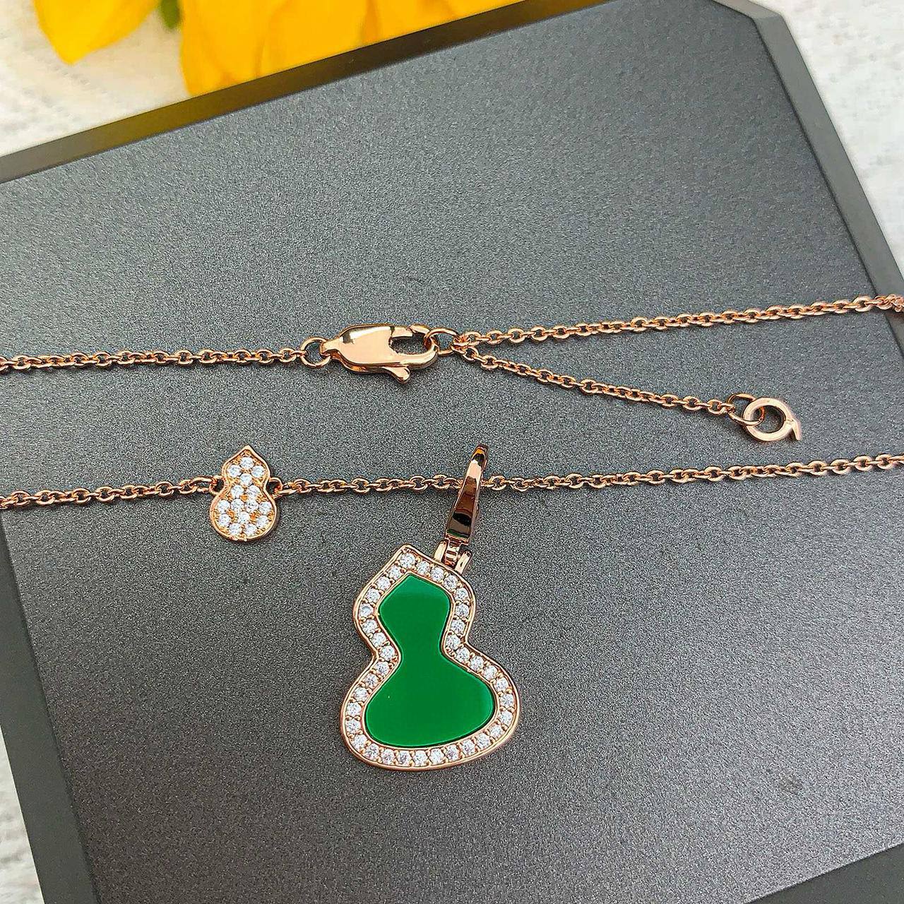 _*Necklace*_📿

50 dhs🪙🌨️
*WITHOUT NAME BOX*📦

Zain89
♥️♥️♥️